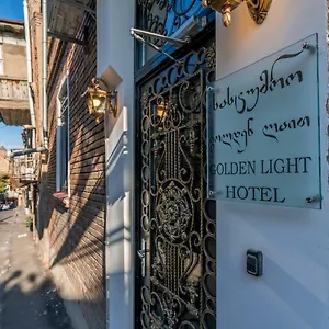 Golden Light מלון